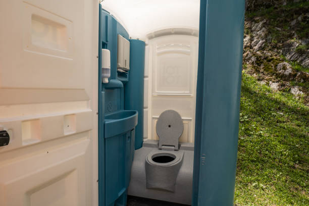 Types of Portable Toilets We Offer in Jeffersontown, KY